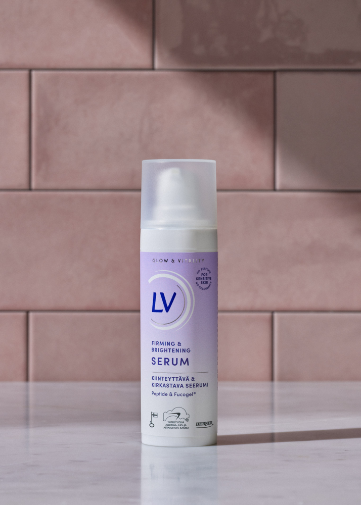 Tuotekuva: LV 30 ml Kiinteyttävä ja kirkastava seerumi